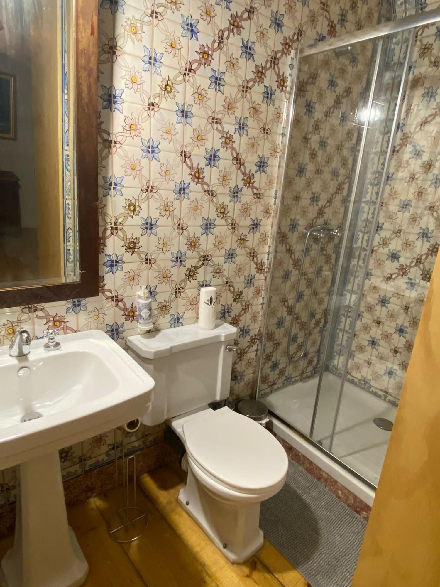 Portuguese Style Bedroom Maison d'hôtes Lisboa